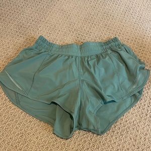 Green hotty hot shorts lulu lemon